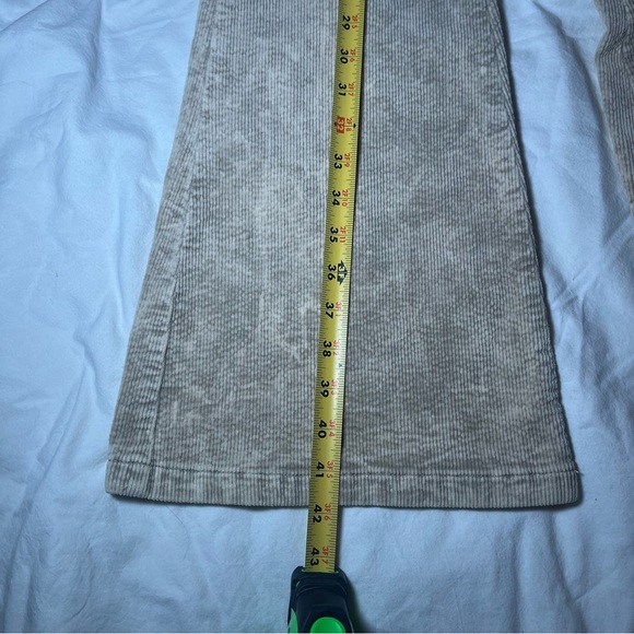 POL Corduroy Flare Pants Women’s Size Large Tan Bleach Wash Anthropologie - Picture 10 of 12